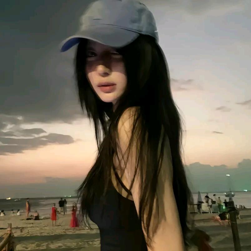 孤独小女孩