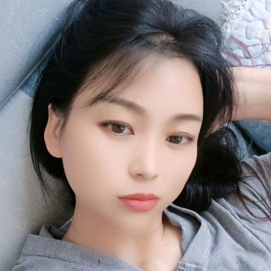 妮妮，