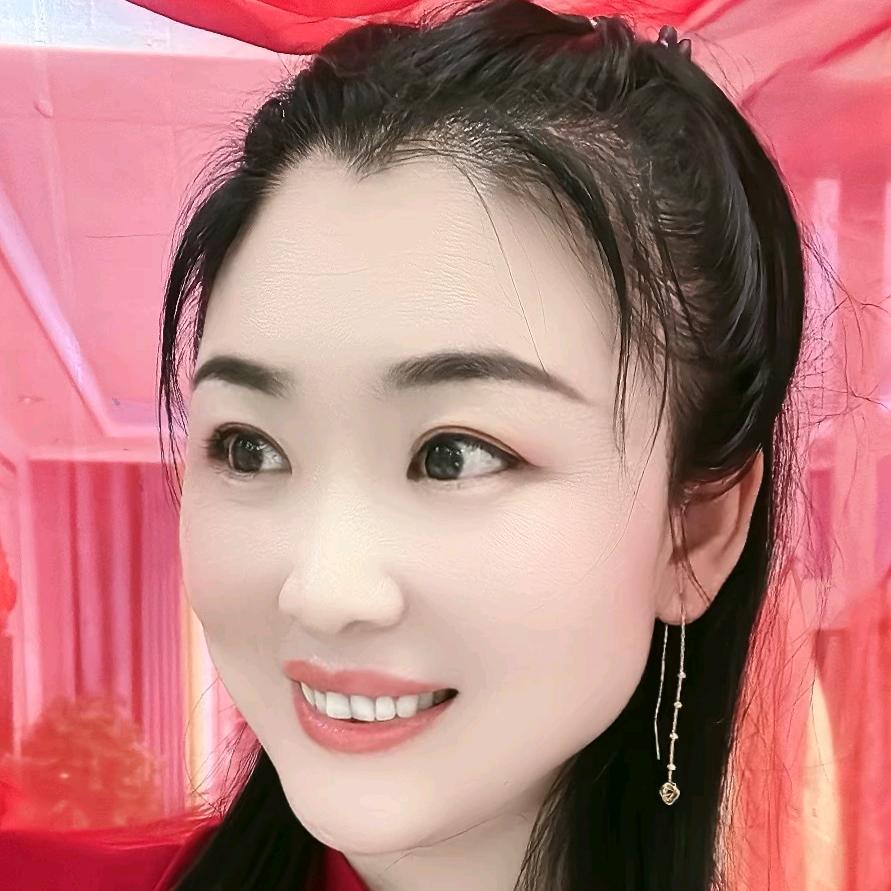 秋妹圆滚滚