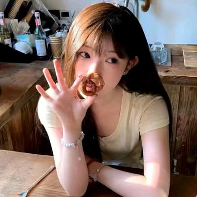 pink小亿¹²⁰⁵🥤🍬☀