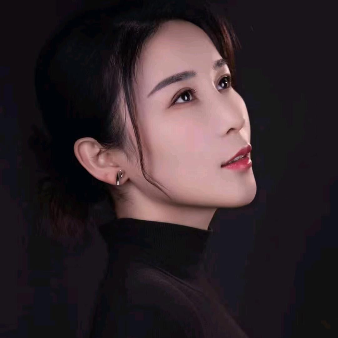 蜻蜓点水