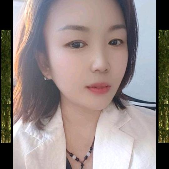 傲雪寒梅