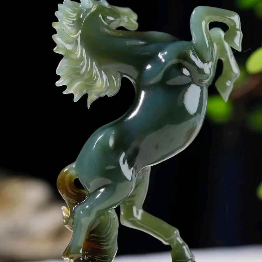 铭弛珠宝