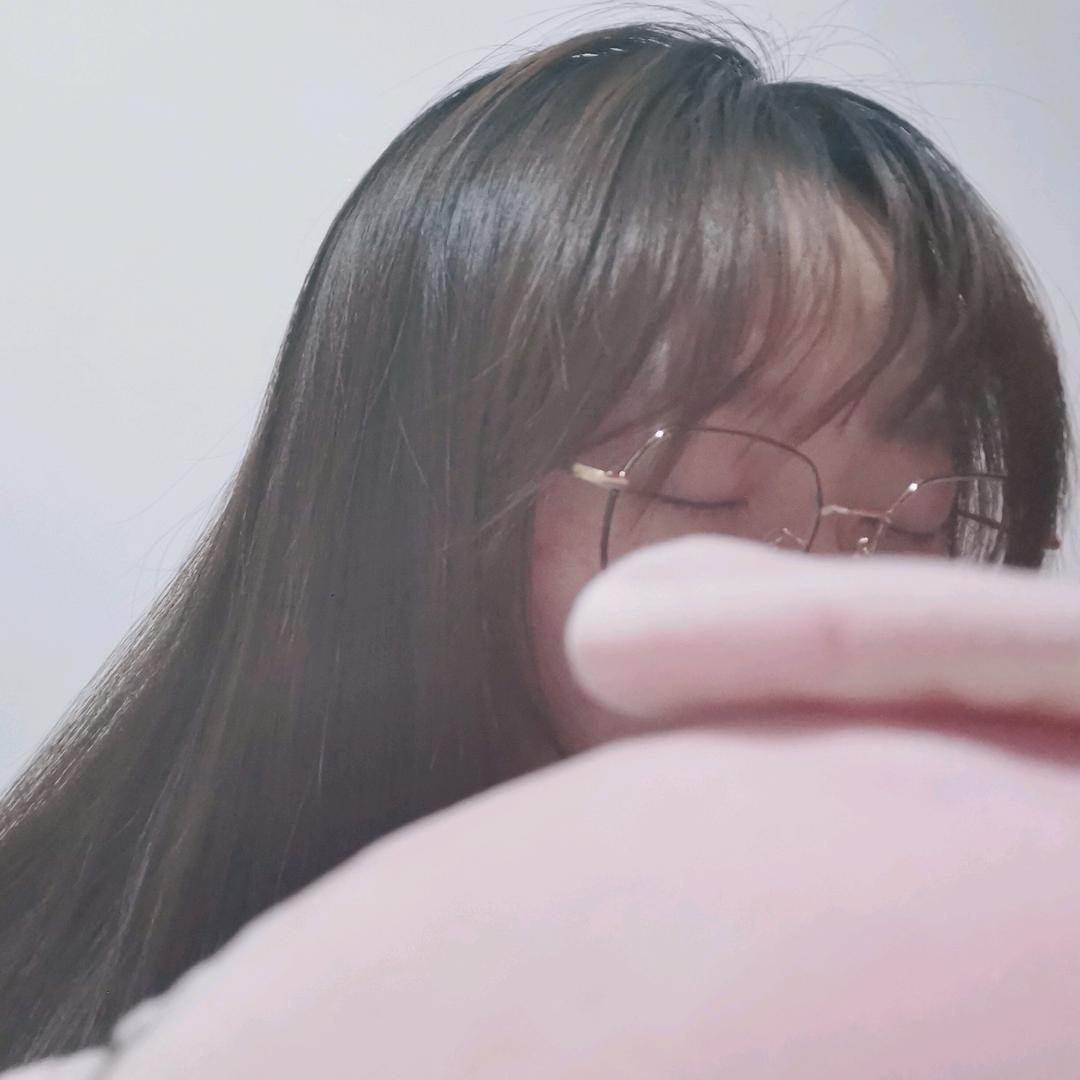 咩咩.