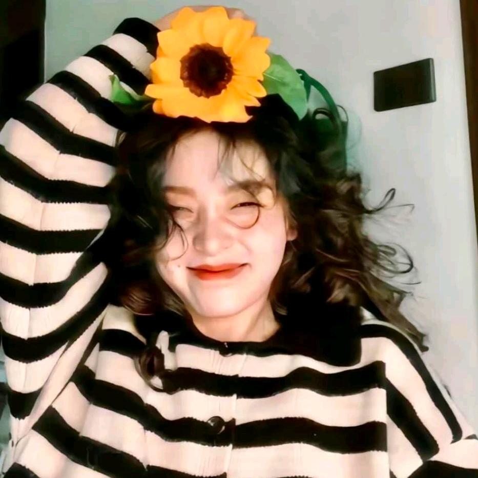 ＊