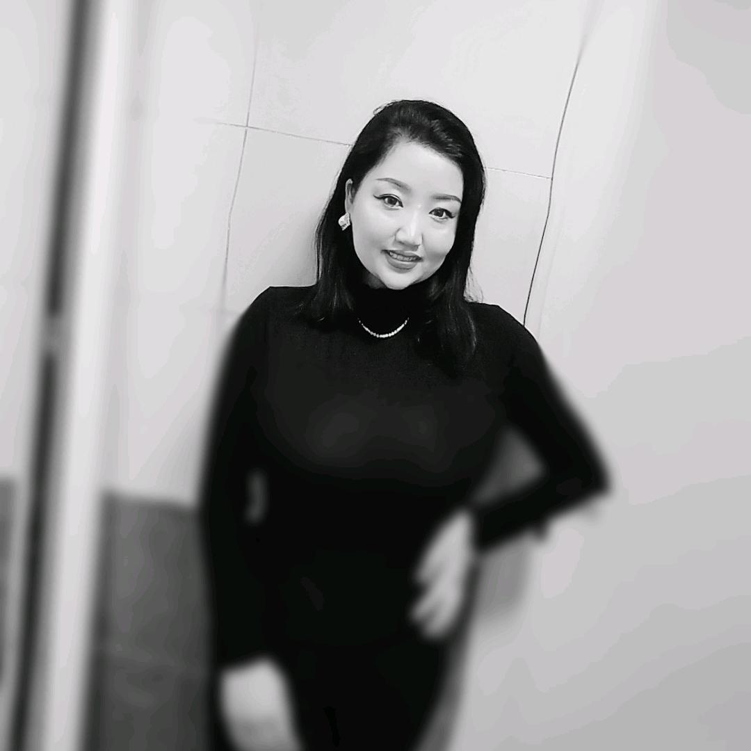 𝐸𝑙𝑑𝑎𝑟  妈咪💕