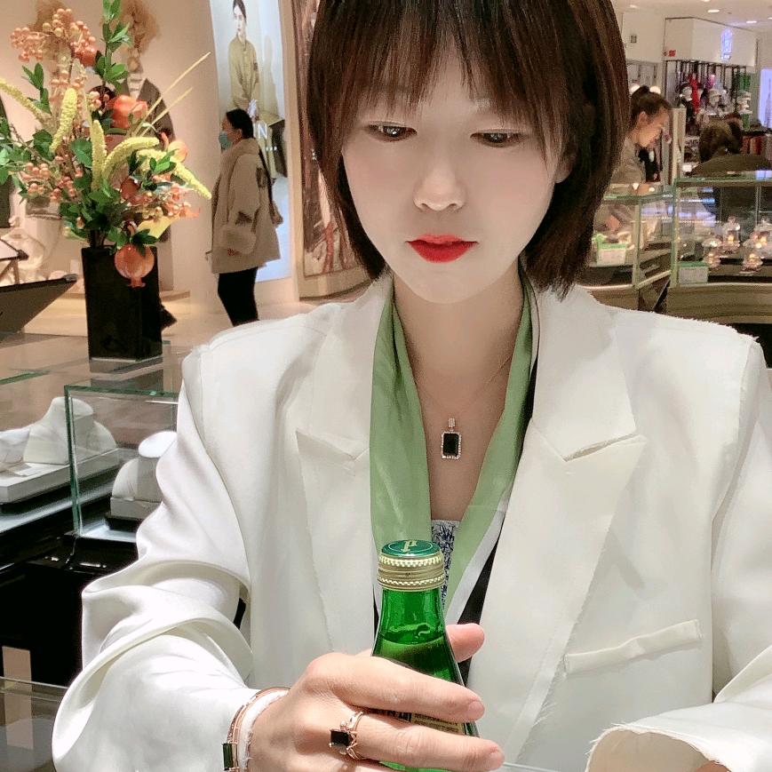 张巧林