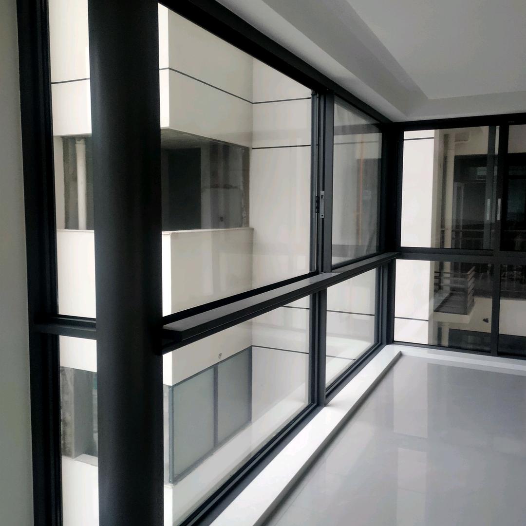 屏山铂尊门窗黄英