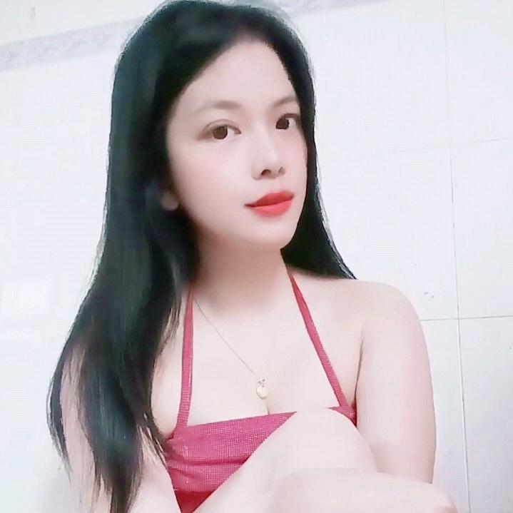 莫莫