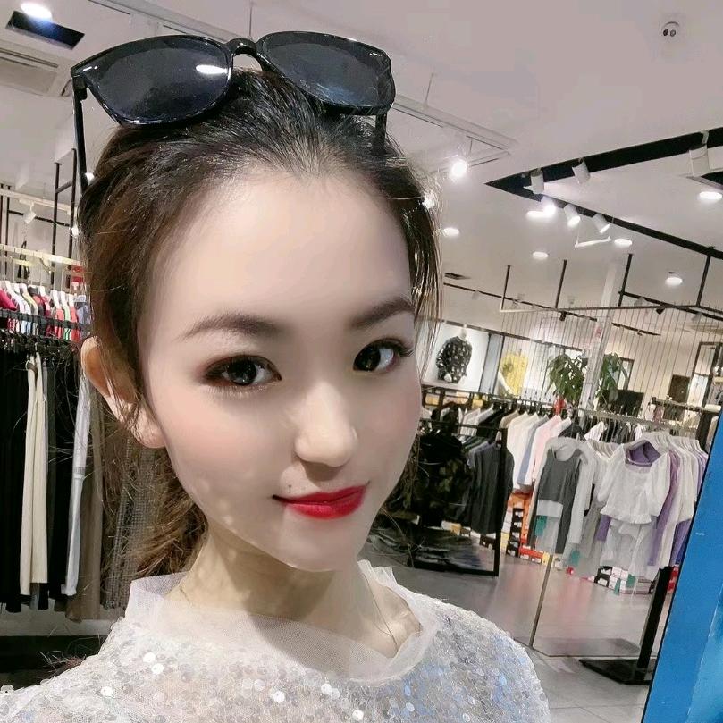 小七柒