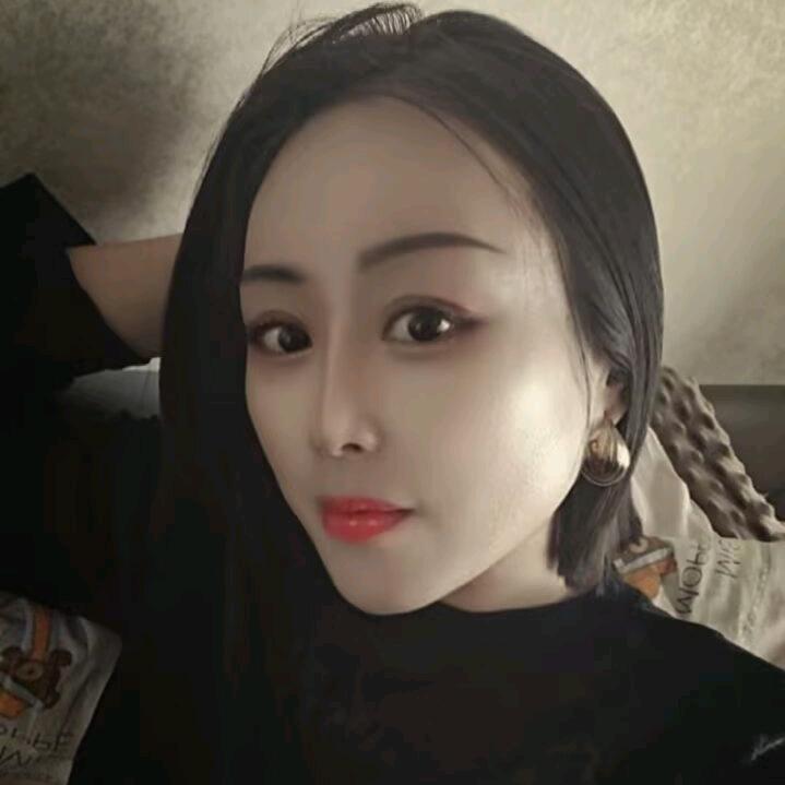 80后大婶🍀吕瑞🍀