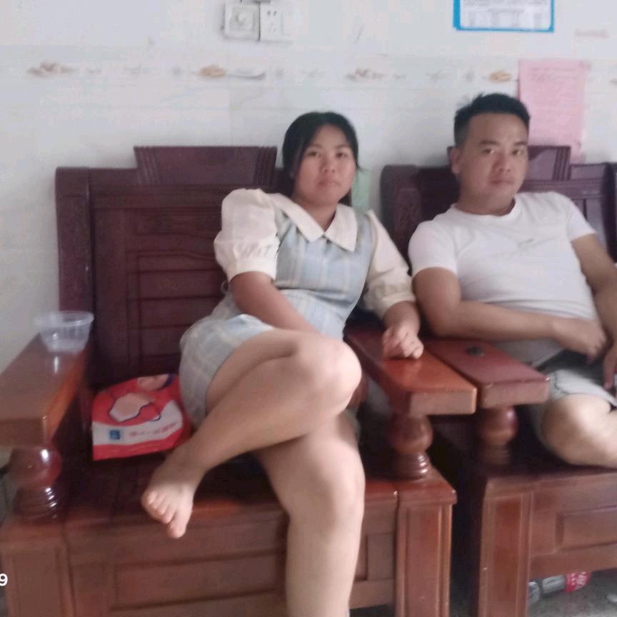 卜三三