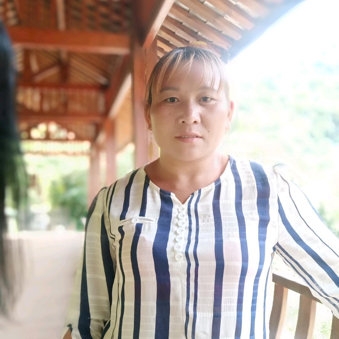 红玫瑰，曹