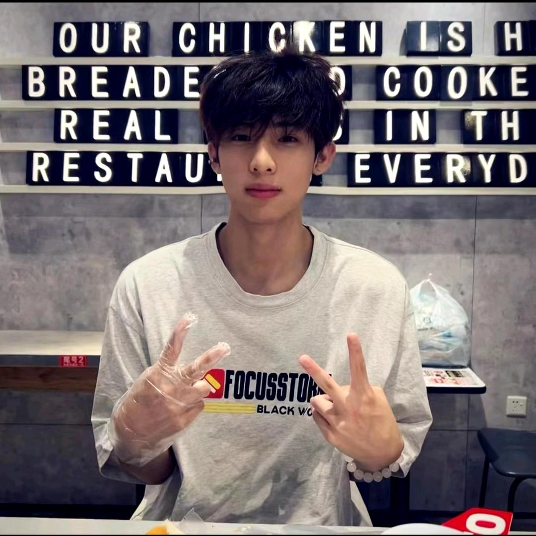社恐肉丝