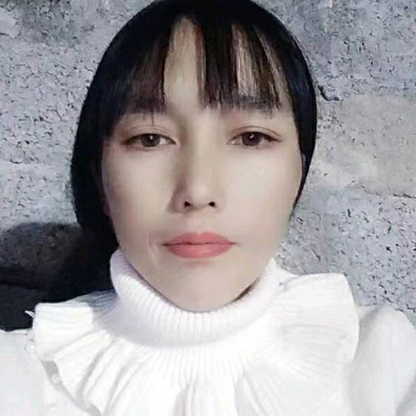 百色何姐