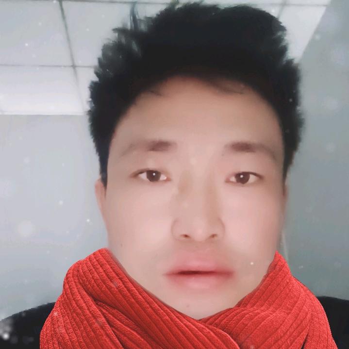 金黄滿叶尊