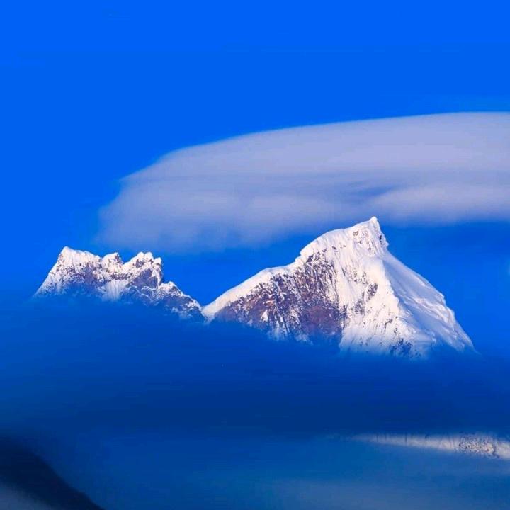平凡