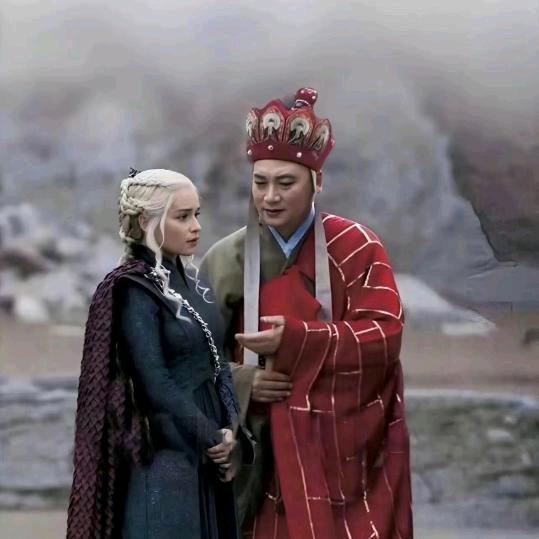 嘻嘻𓆡𓆝𓆟𓆜