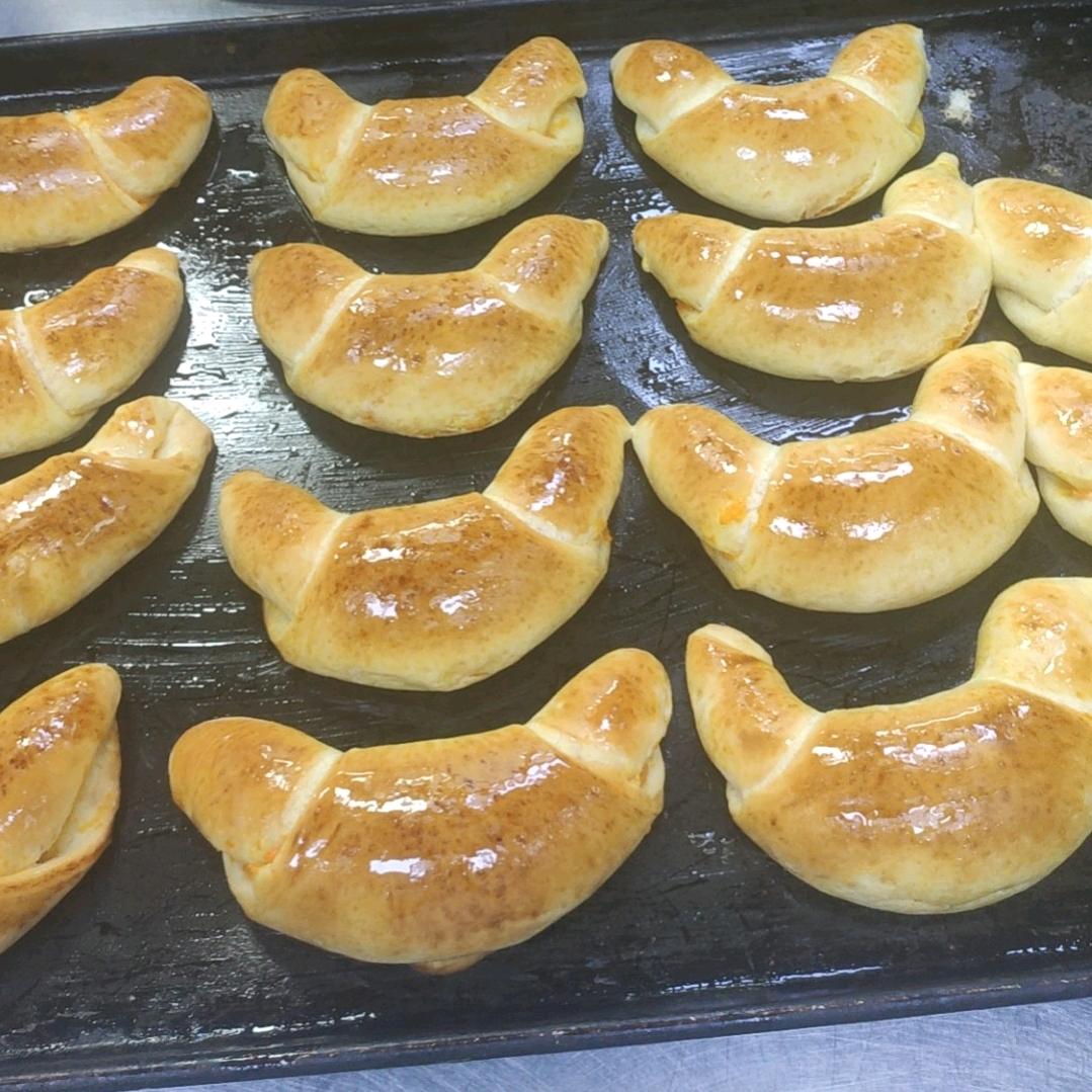 高粱酒@？蛋糕🍰面包🍞