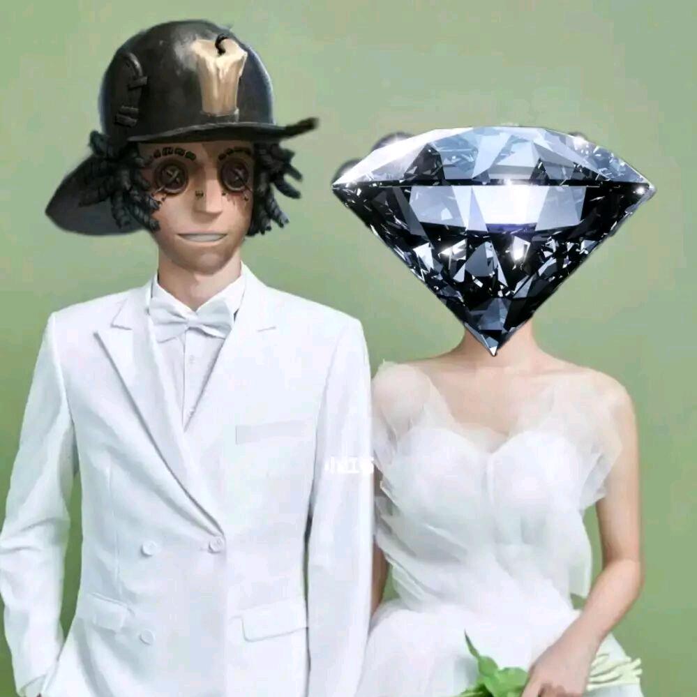 水枪装尿，滋谁谁叫