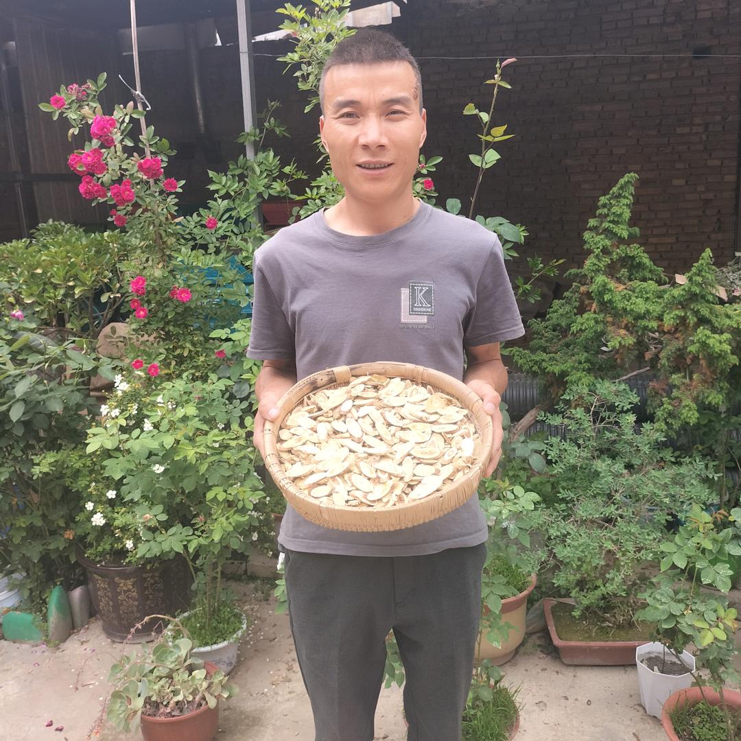 卖草根的草根哥