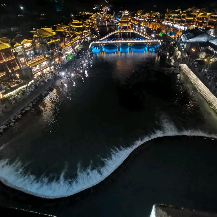海底潜龙