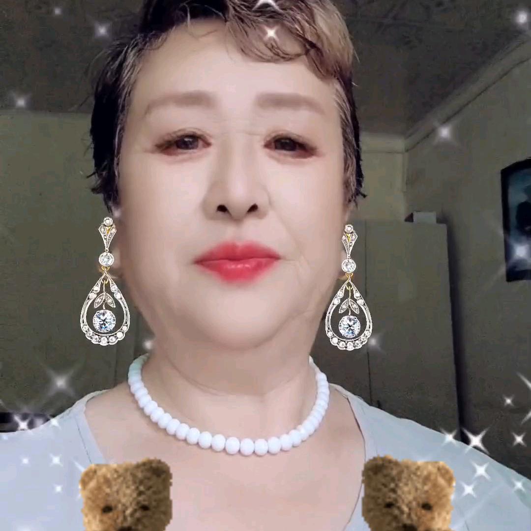 一只小蜜蜂