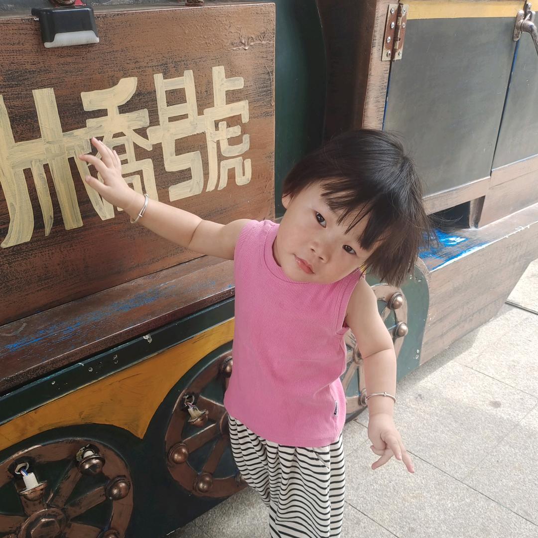 诗琦二宝