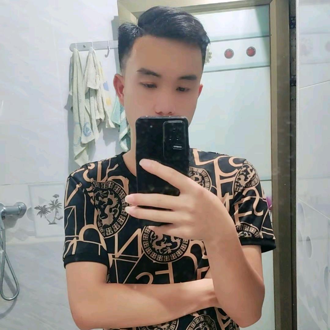 那个辗转反侧的男孩~