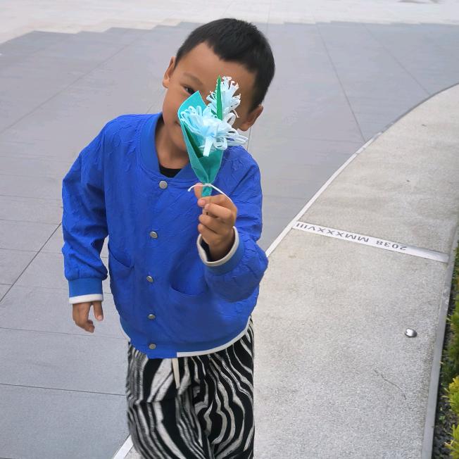 添添爸鼻（小金名）