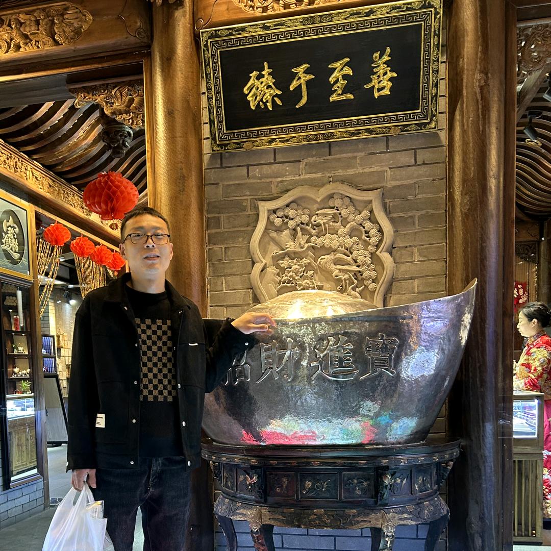 大壮休闲零食铺