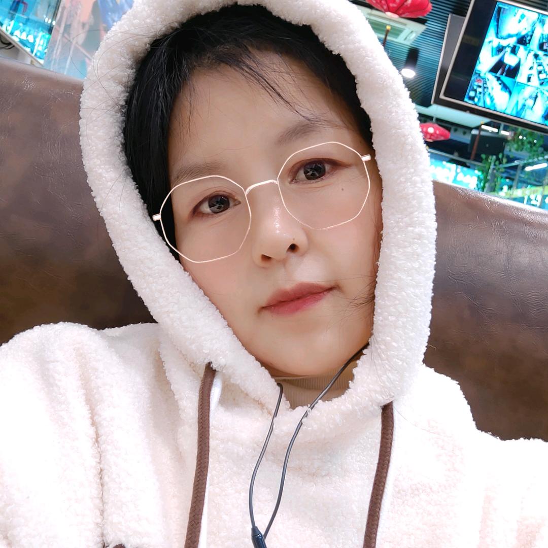 ᥫ᭡微笑༉向钱꧔ꦿ