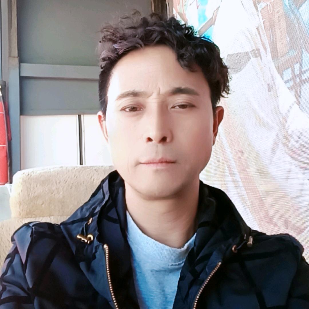 徐利吹喇叭