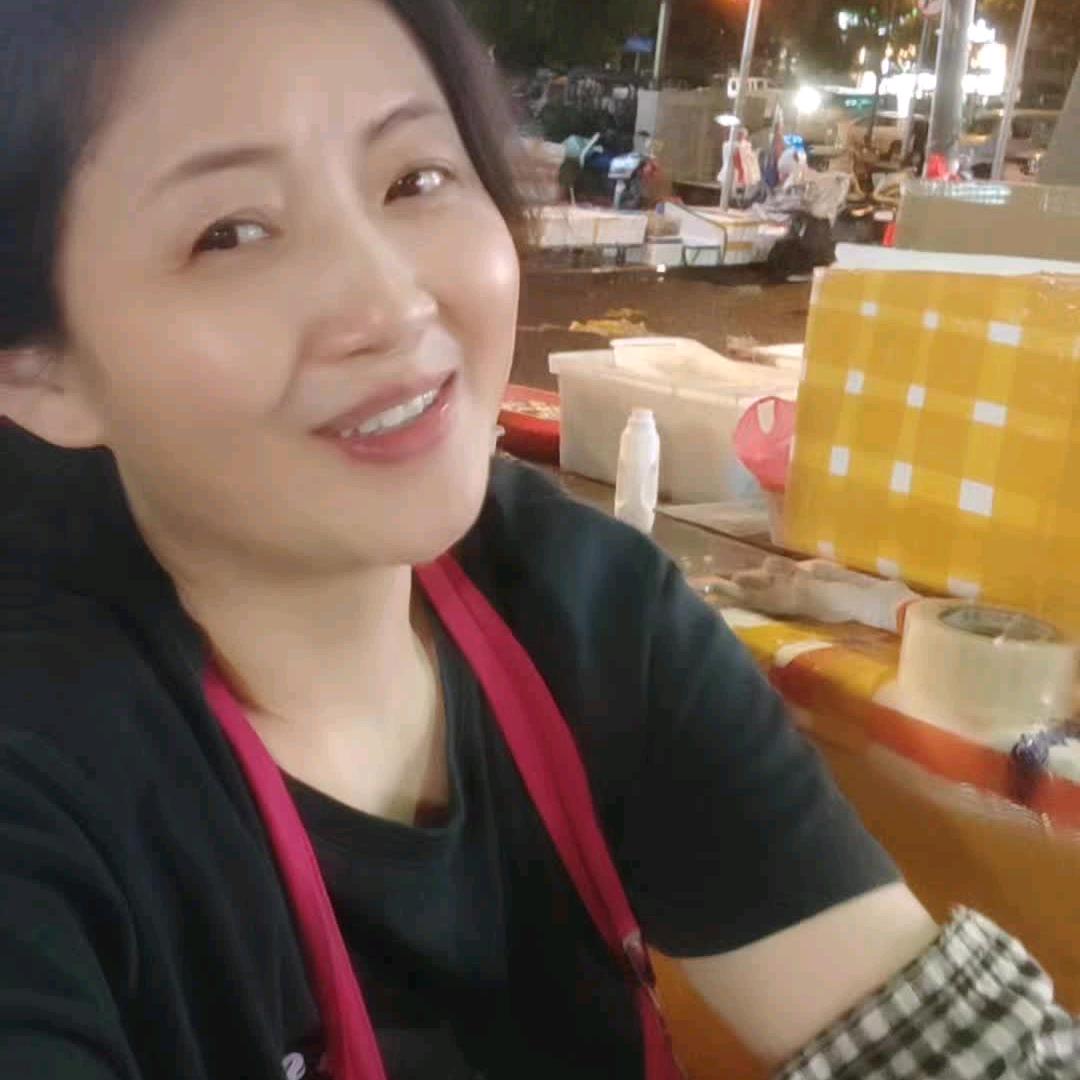 小涵（找个伴）