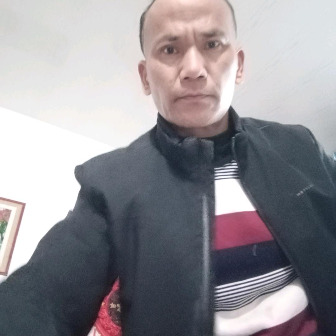 开开心心。