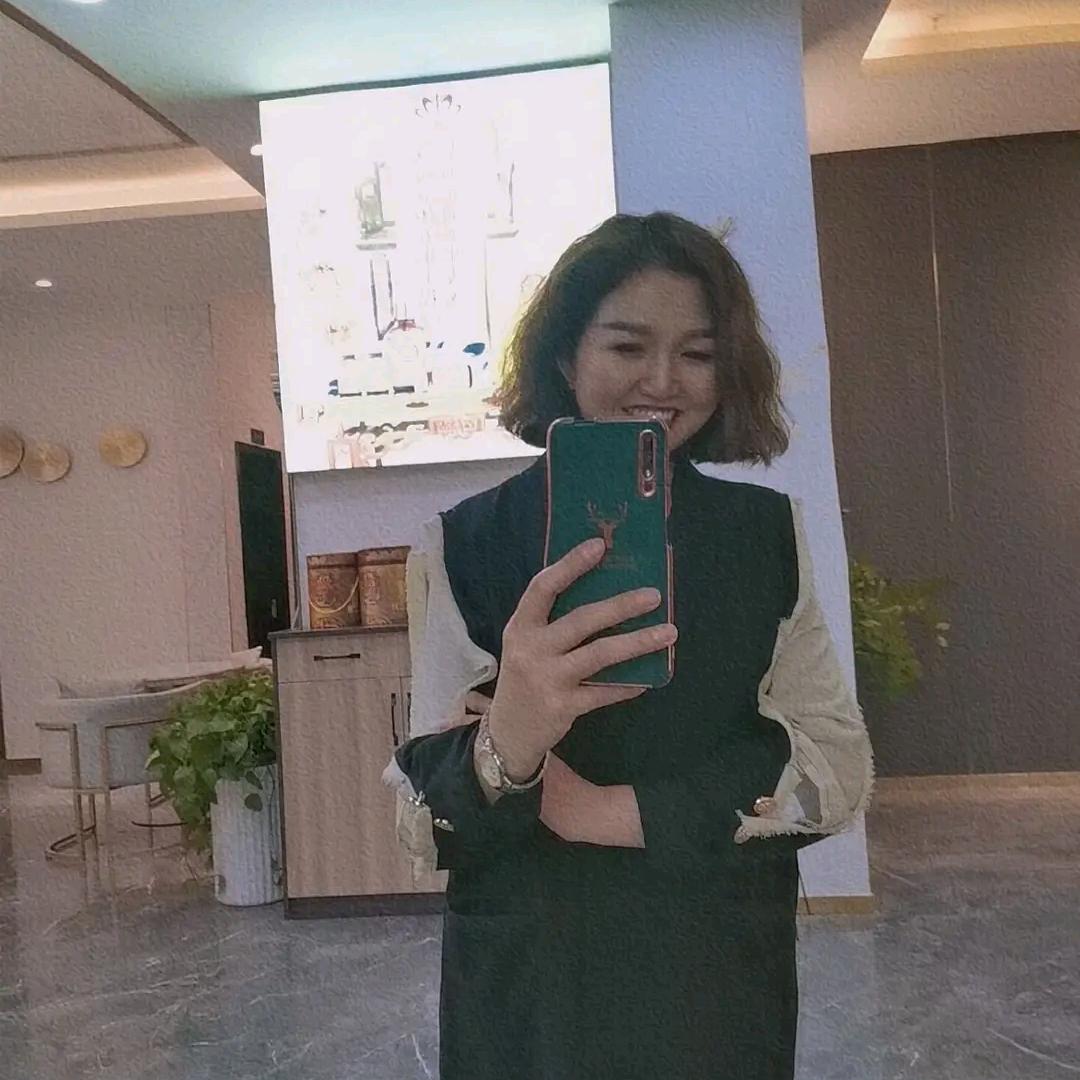 美业人、张姐.