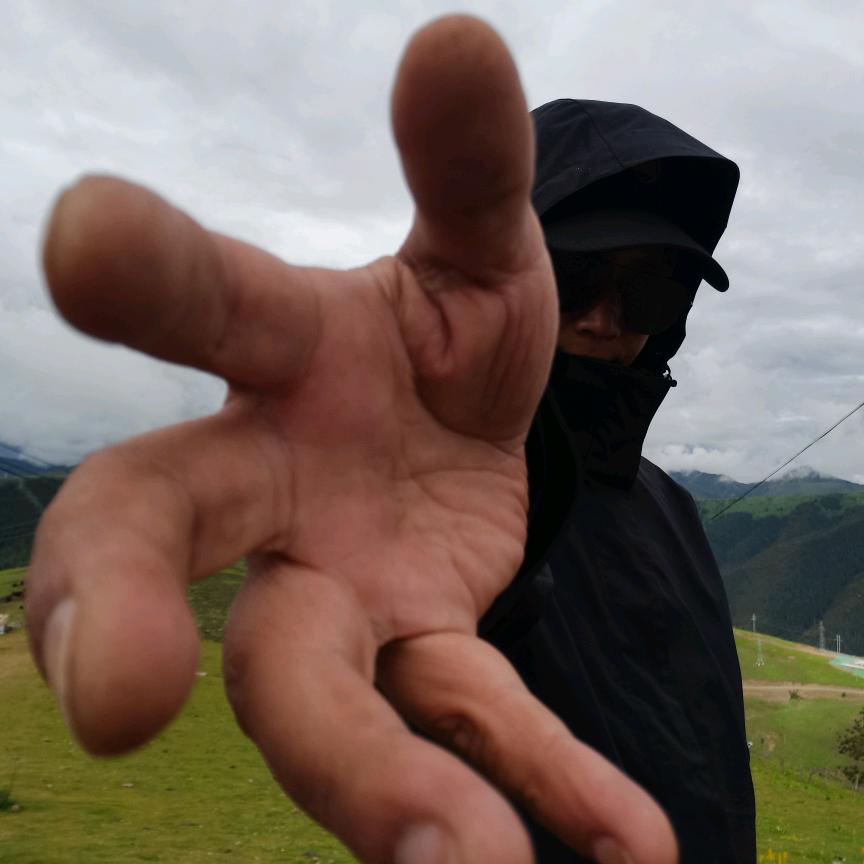 周先生（专业制作标识标牌）