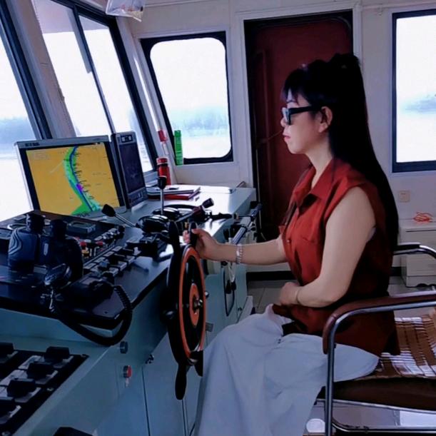 任彩云女船长。@抖音