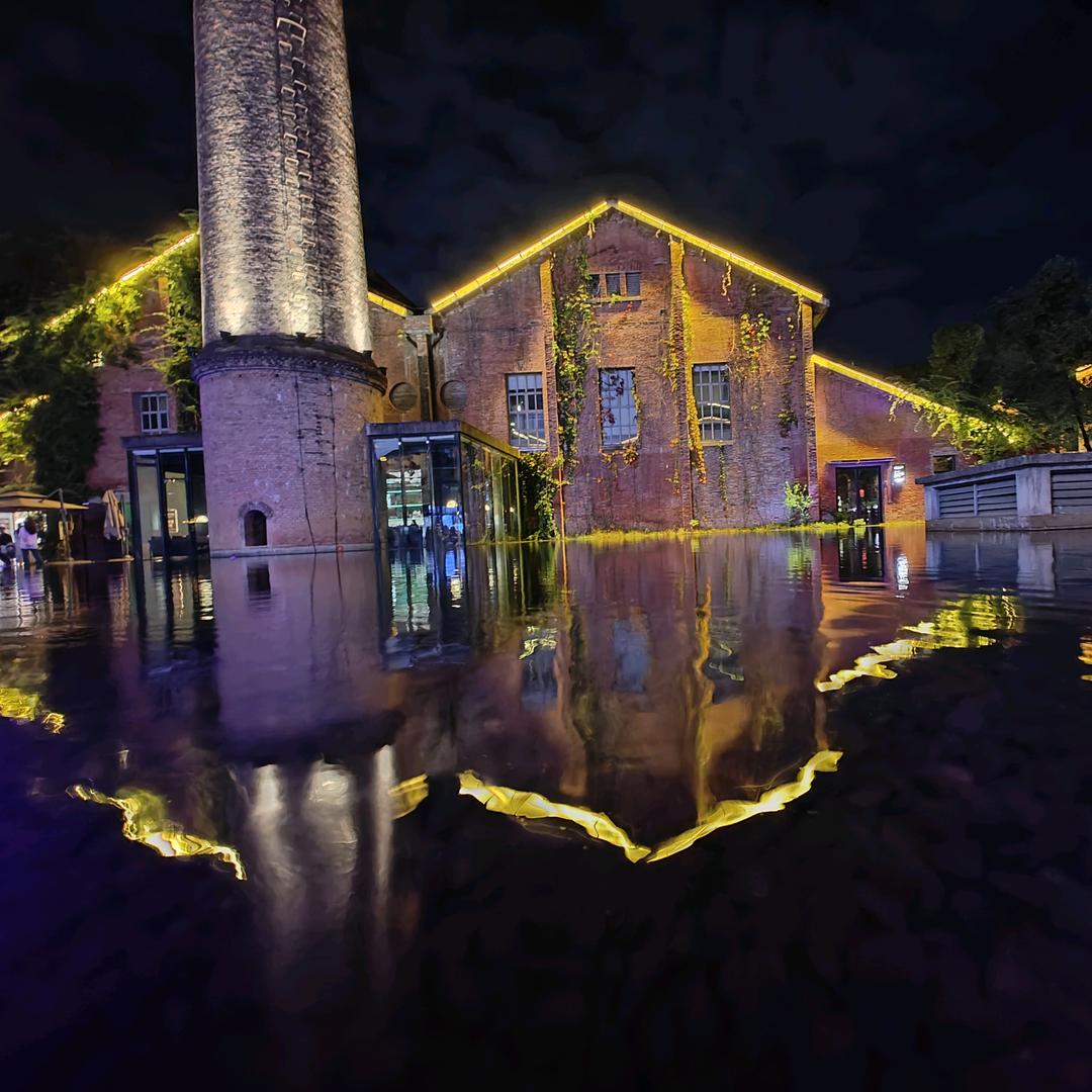 你把红豆赠我不如写我一首歌