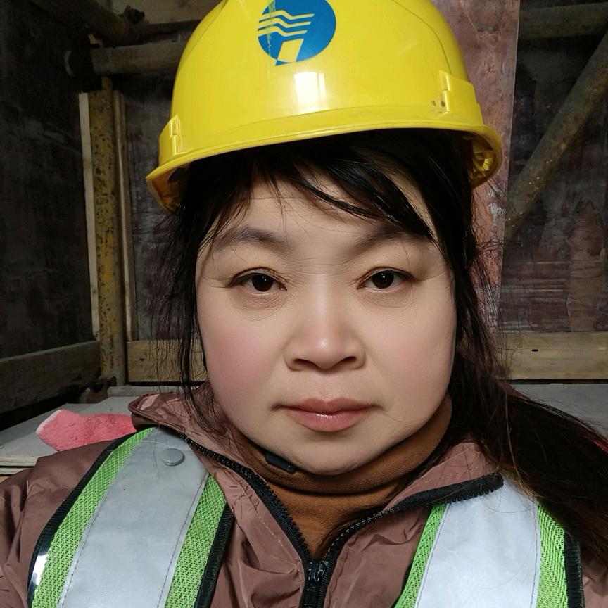 邵大姐，安徽省阜南县，我在江苏工地干活