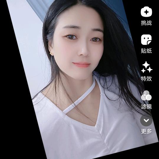 小迷糊👑