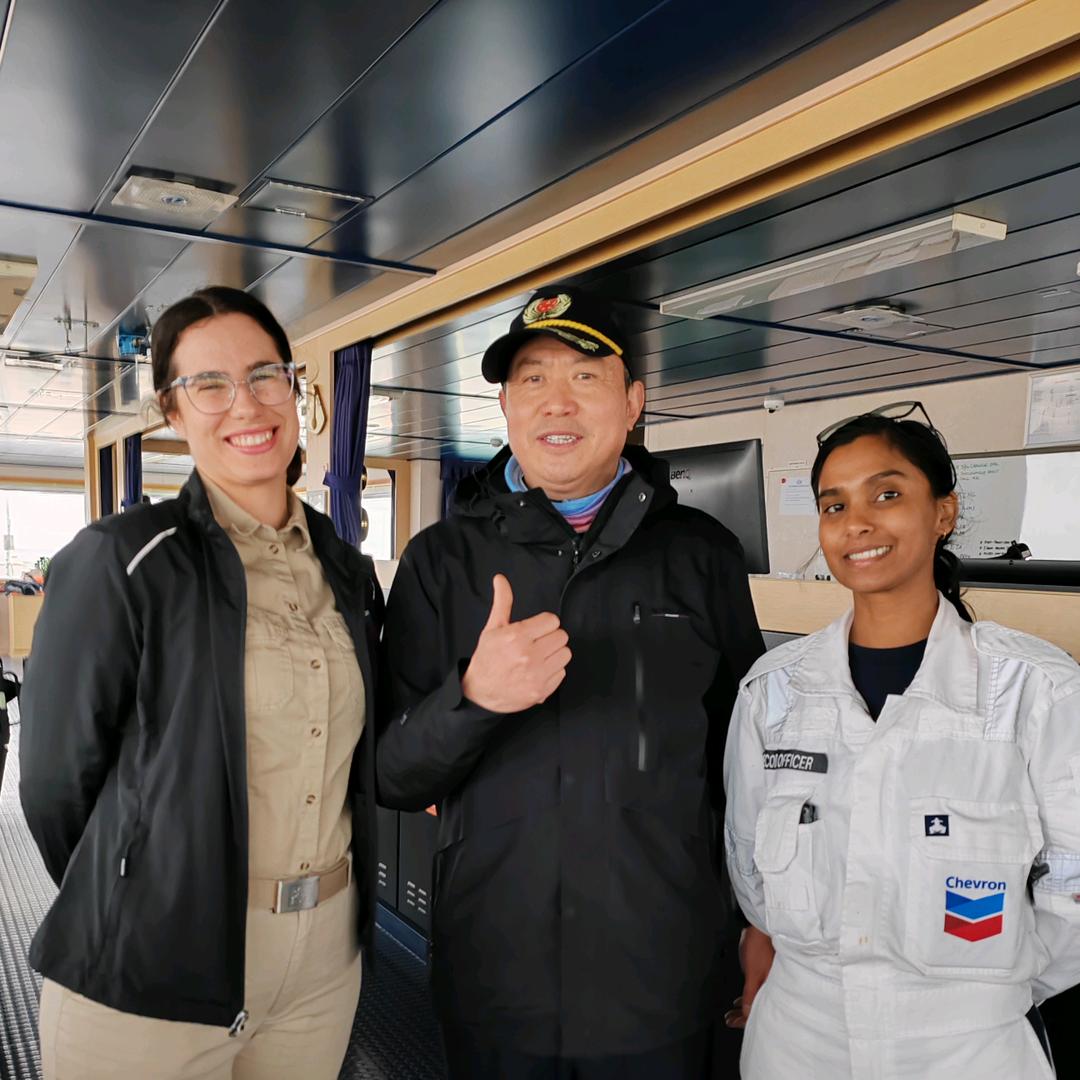 鲁颢船长Captain LuHao引航员