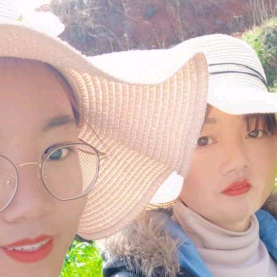 幸福快乐一家人。云南