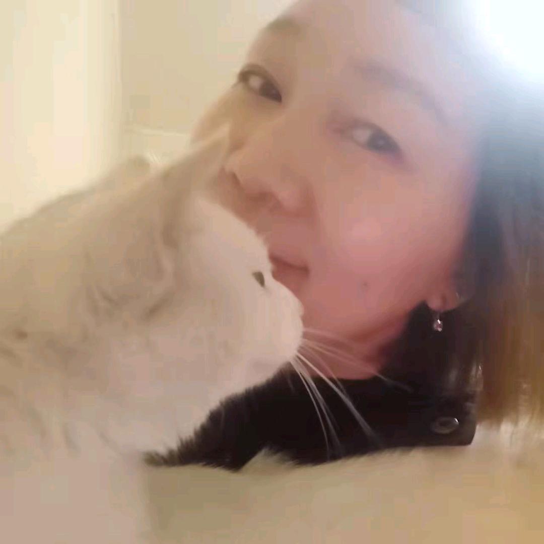 😊
