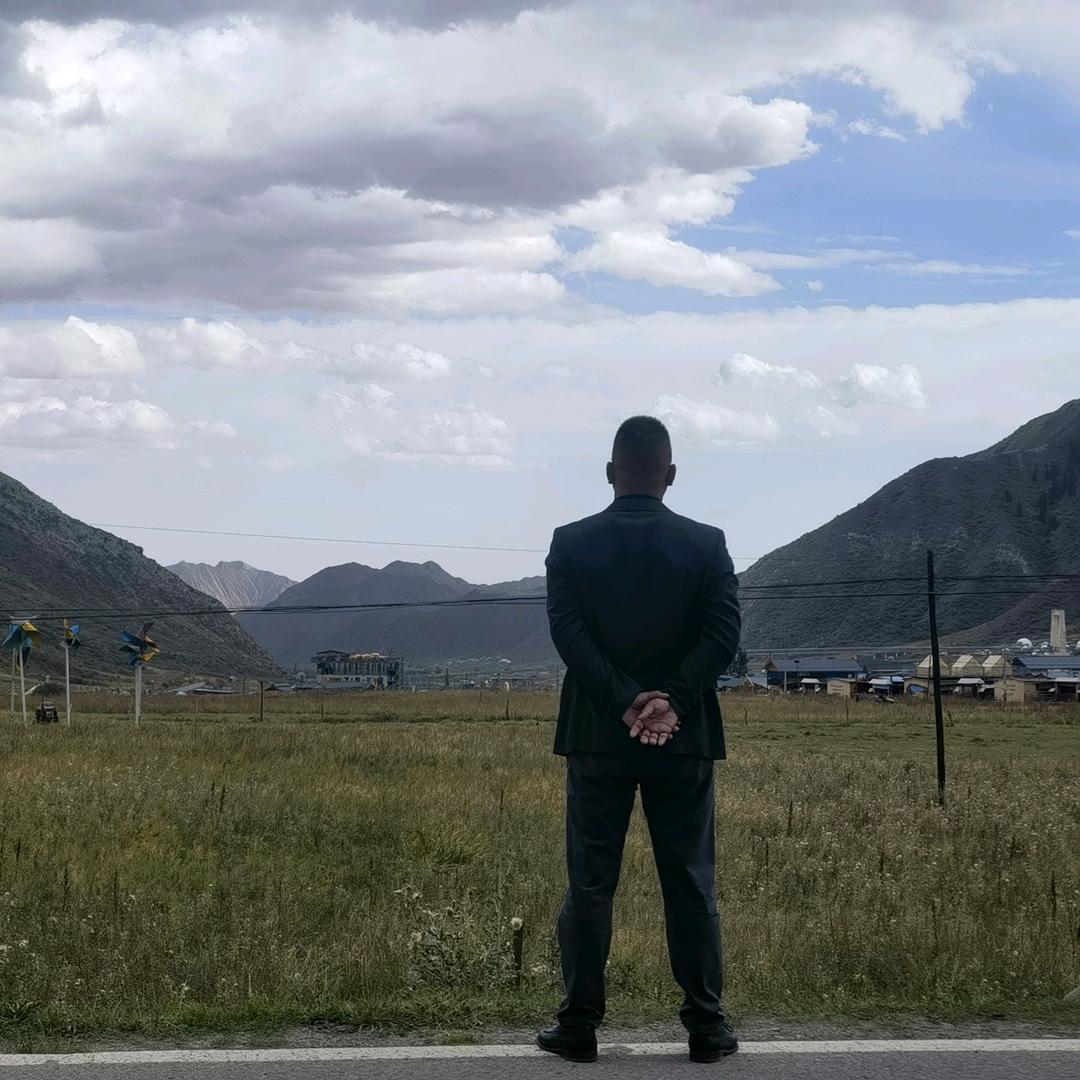 疆成*喝五壶的朋友圈-*-