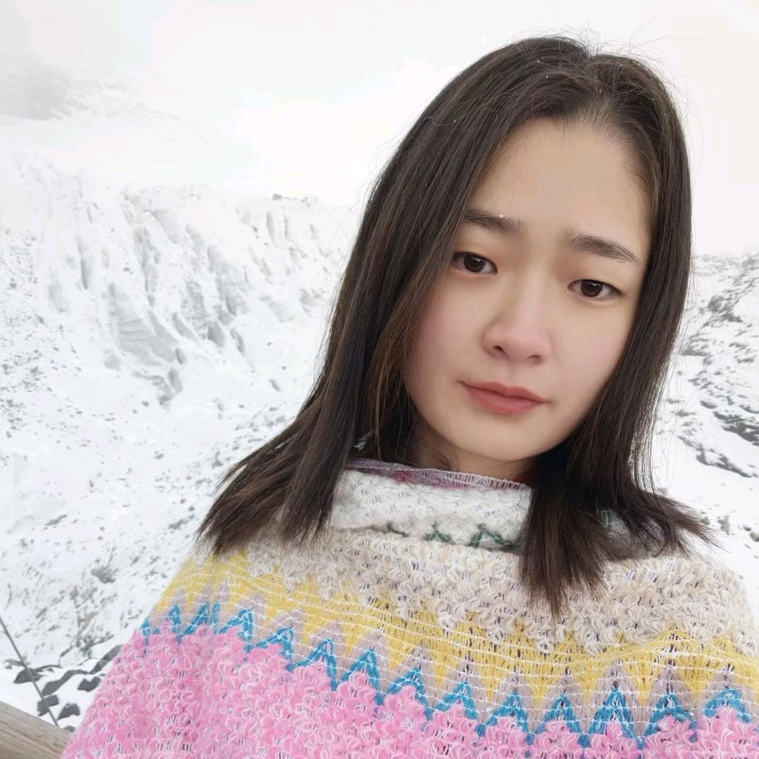 念念.