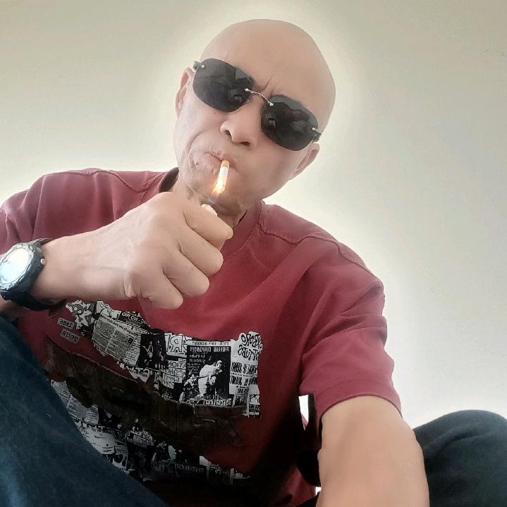 谁都不可靠，只能靠自己