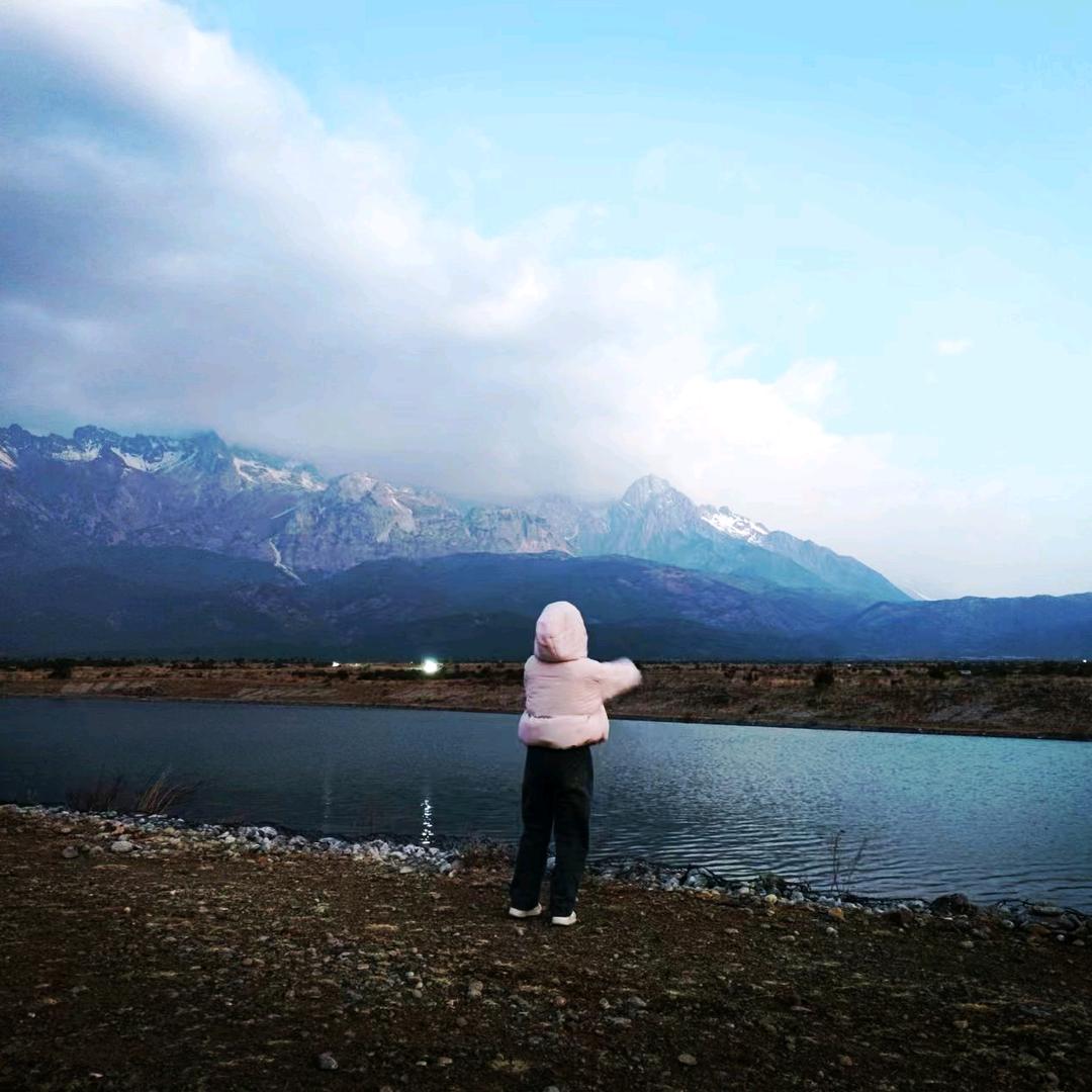 ୧⍤⃝🌻小金豆