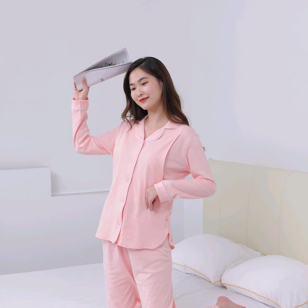 尤贝服装定制工厂黄经理