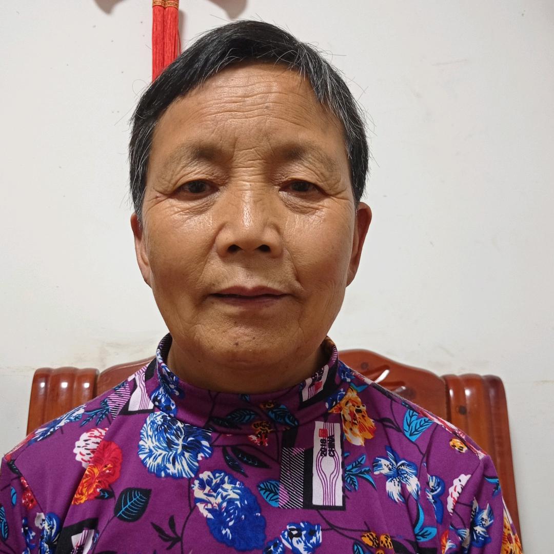 宝奶奶(走路直播)